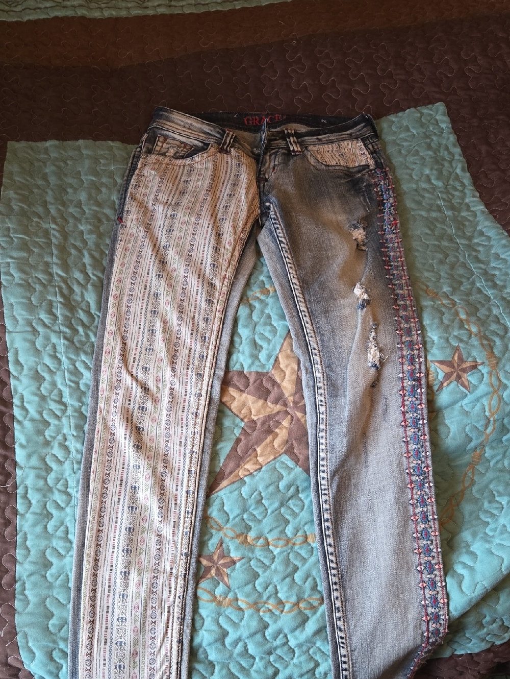 GRACE in LA Multicolor Arrow Embroidered Leather Patch